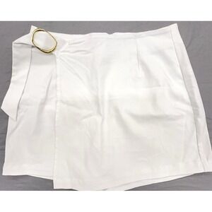 INC Skort Shorts 8 White Faux Wrap Gold Buckle Stretch Tennis Golf Preppy